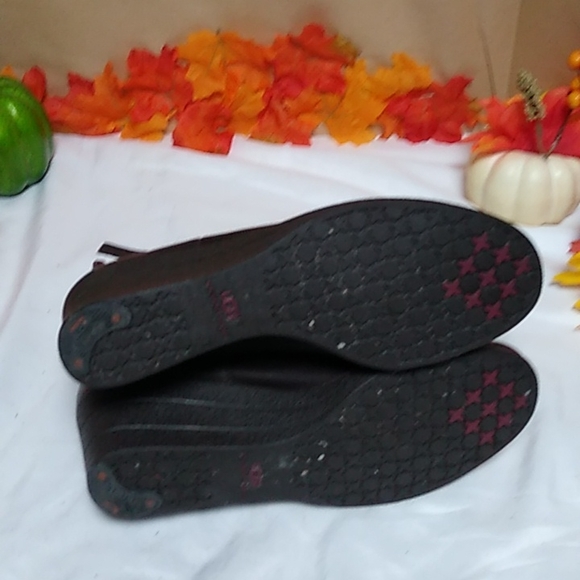 UGG boots sz 9 - Picture 6 of 7